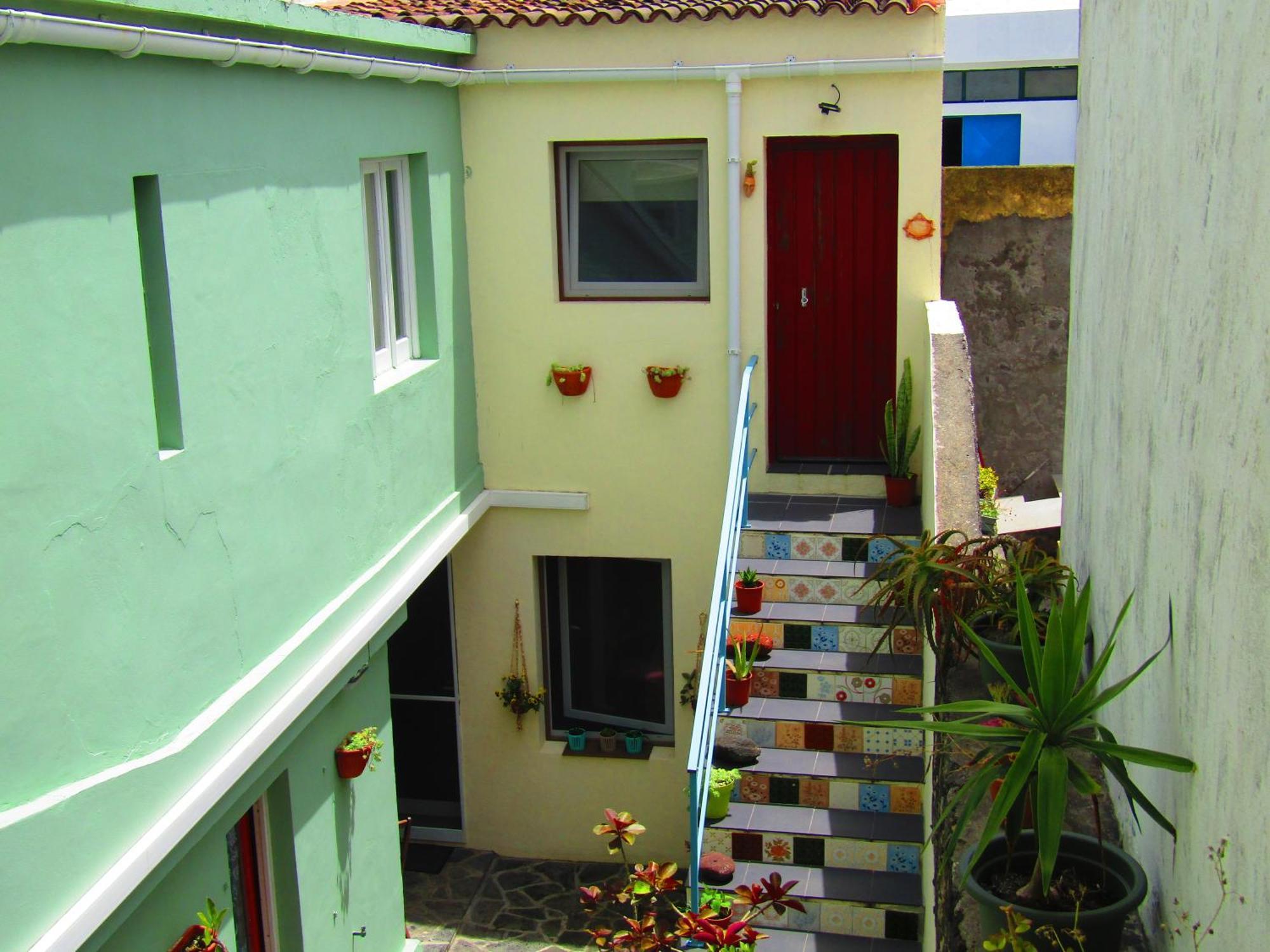A-Tipica Guesthouse Ponta Delgada Zewnętrze zdjęcie